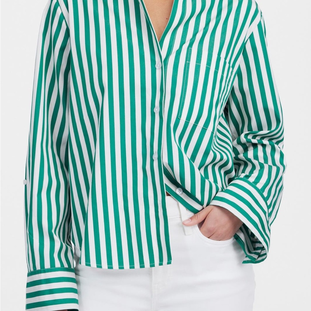 Madewell poplin easy Y button up shirt